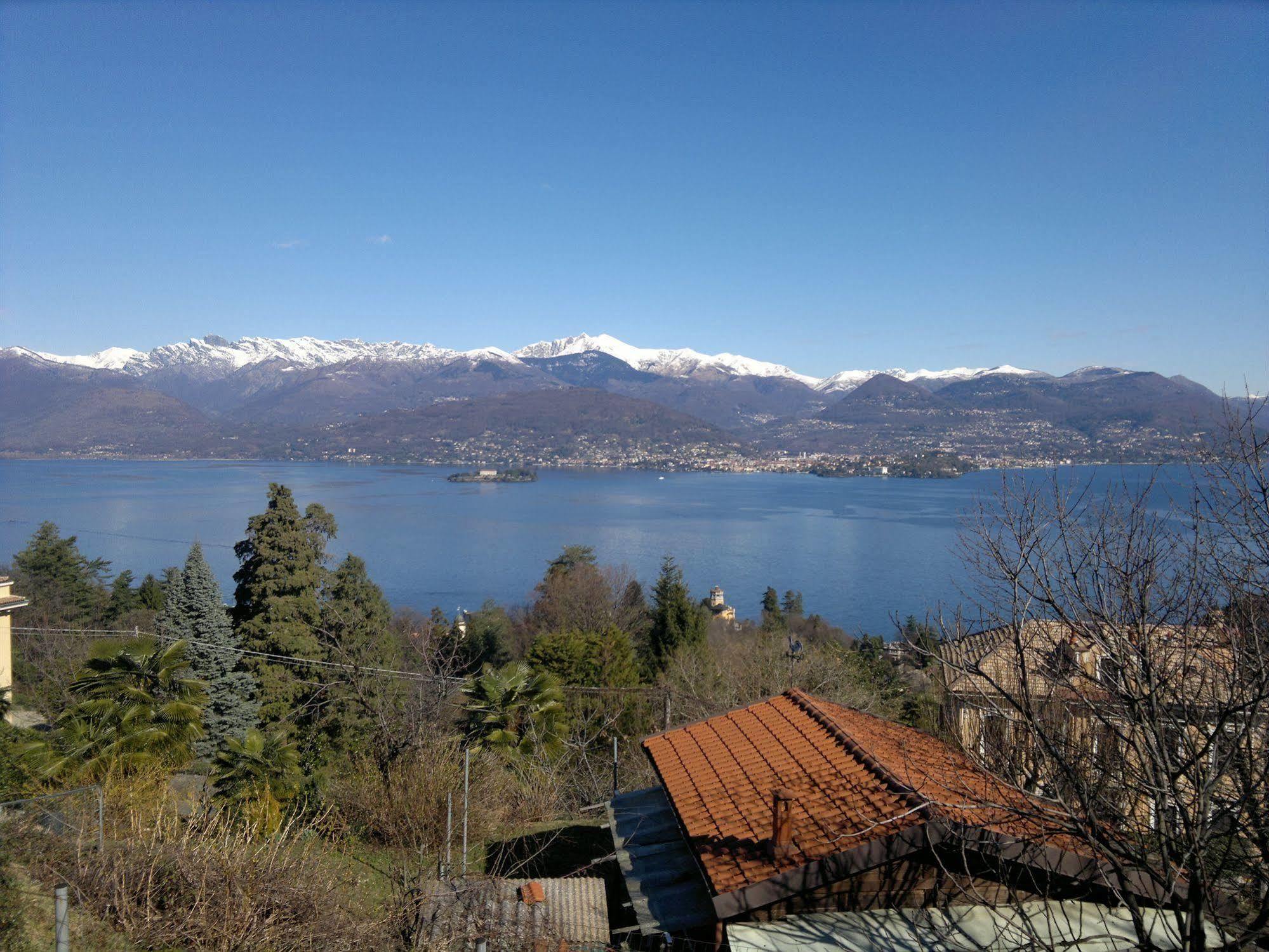 Lo Scoiattolo E La Noce Bed and Breakfast Stresa Exterior foto