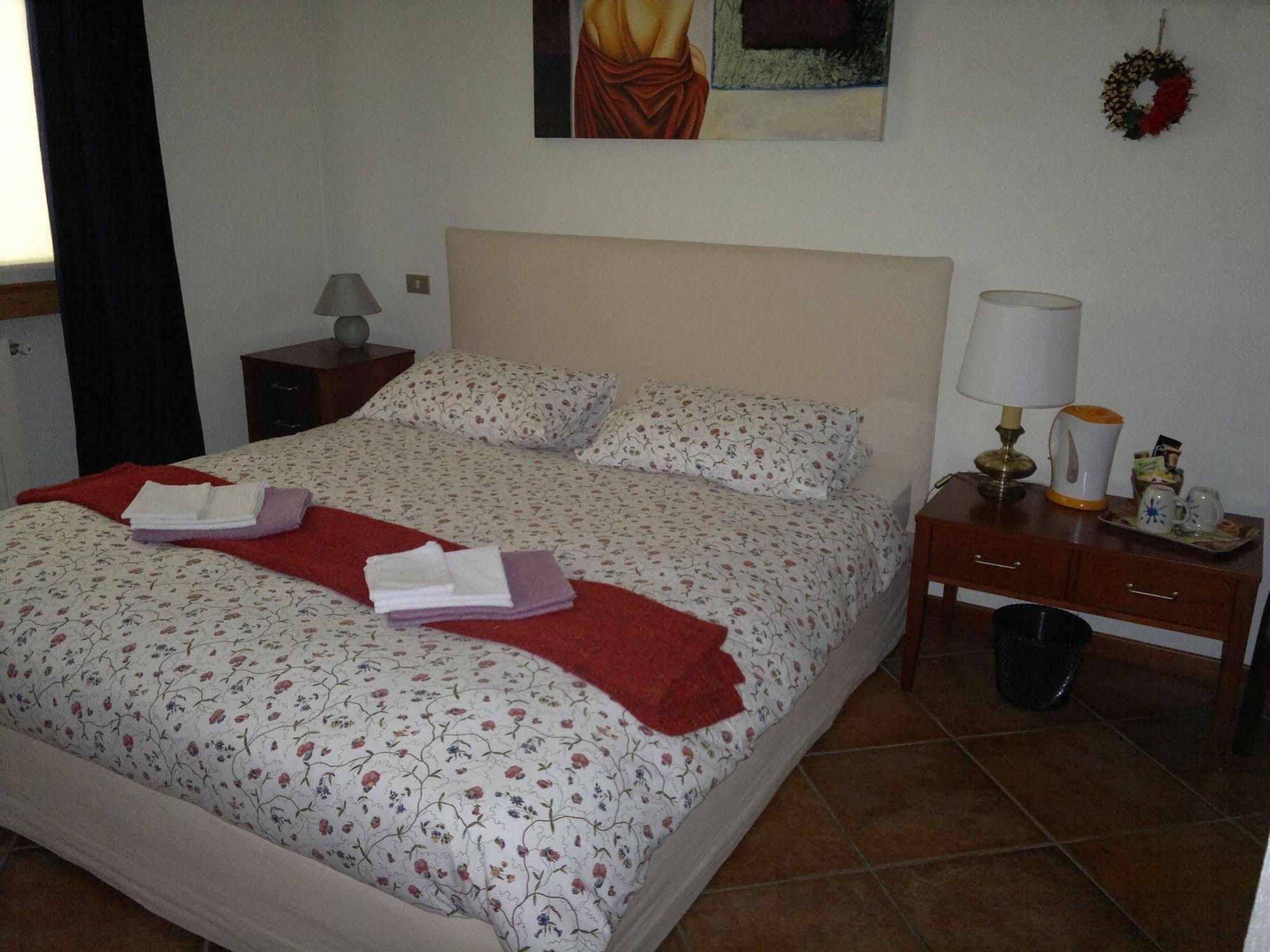 Lo Scoiattolo E La Noce Bed and Breakfast Stresa Exterior foto